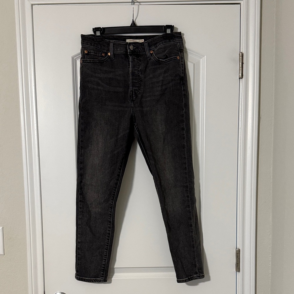 Levi’s wedgie skinny